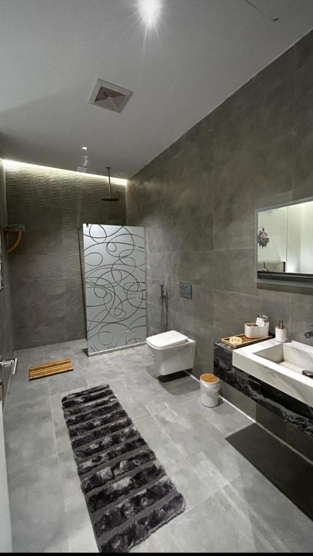 Apartment شقه فاخره بجوار الراشد مول